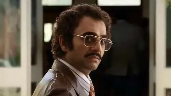 عکس /  نگاهی به چیدمان  خانه  صابر ابر بازیگر سریال تاسیان / از تابلوهای عجیب و جذاب تا میزکار خوشرنگ و دکوری های چوبی متفاوت !