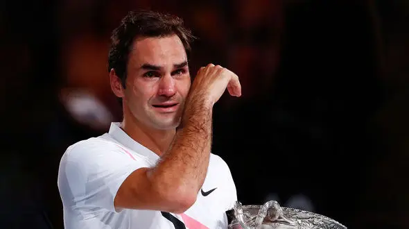 اشک های راجر فدرر پس از قهرمانی در مسابقات اوپن استرالیا