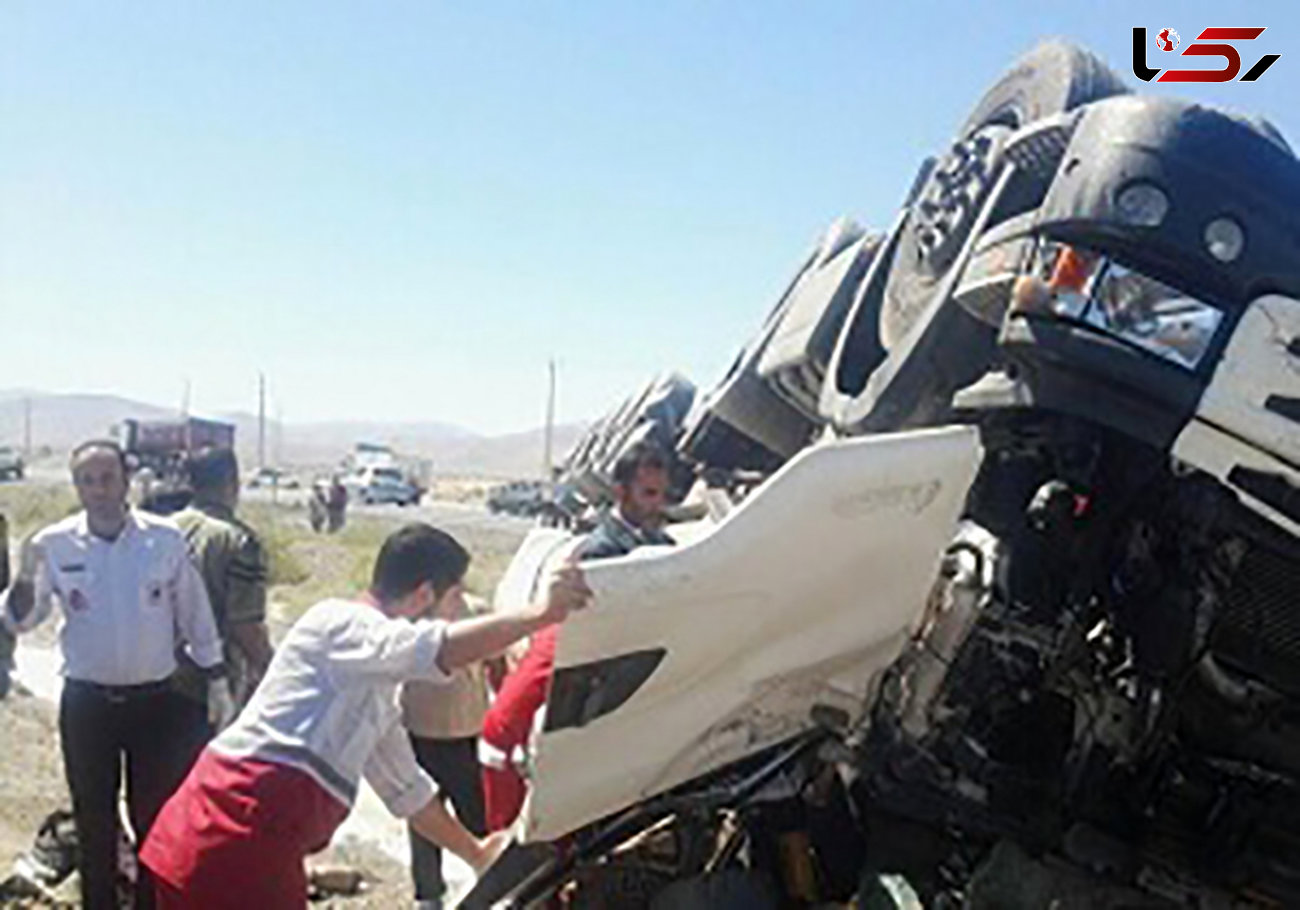 مرگ در اثر برخورد تانکر حمل شیر با پراید / در کیلومتر ۶۷ آرادان به سرخه اتفاق افتاد