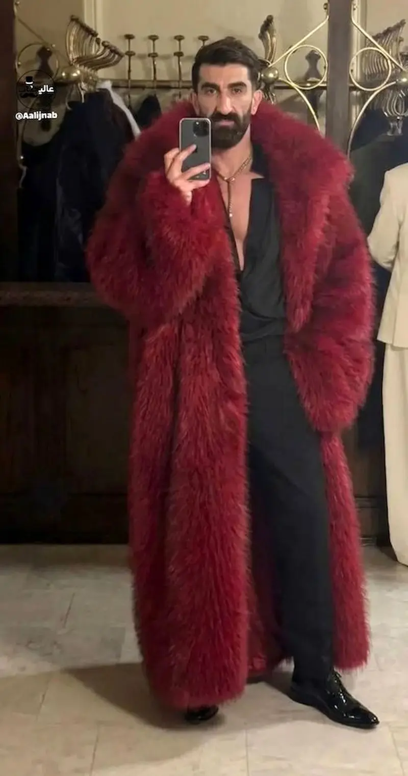 پالتوی خزدار علیرضا بیرانوند