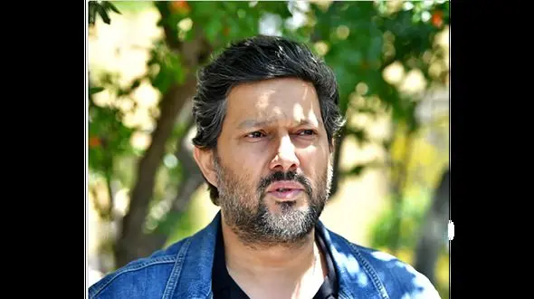 درگیری حامد بهداد هواداری که در مراسم ختم سلفی می خواست