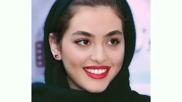 عکس جذاب و زیر خاکی از ریحانه پارسا