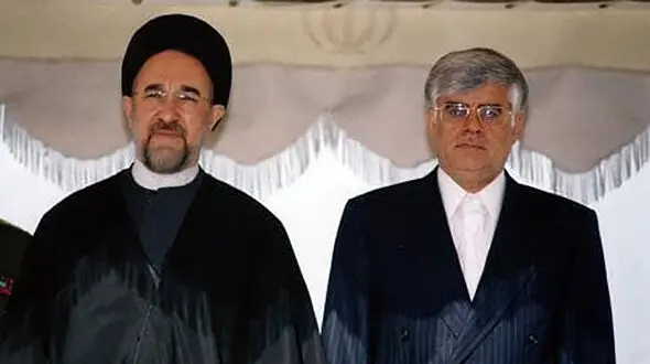 سفره عارف از خاتمی جدا شد ؟