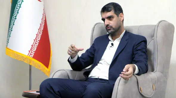 نماینده قم در مجلس : سوریه را دو دستی تقدیم تکفیری ها کردیم/ ۶۰۰۰ شهید مدافع حرم و صرف میلیاردها تومان هزینه در سوریه