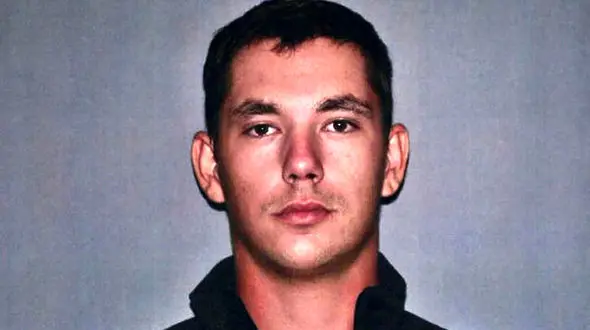 کباب کردن سگ روی آتش توسط صاحبش+عکس