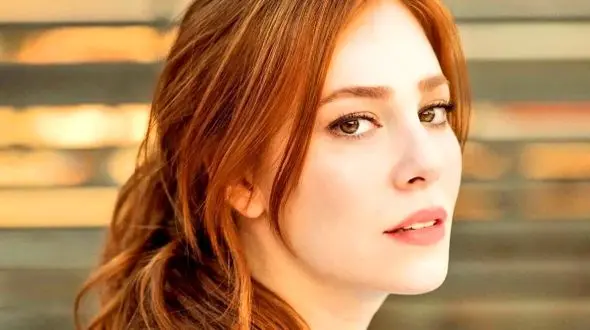 عکس جذاب بازیگر زیبای سریال «عشق اجار‌ه‌ای»