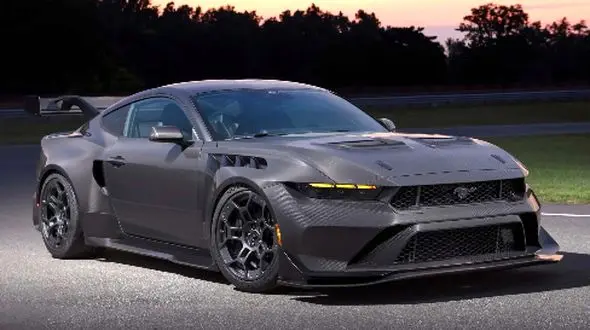 کربی موستانگ: معرفی هیولای بی‌ رقیب خیابان‌ ها + عکس های خیره کننده