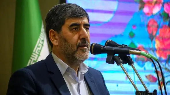 تولید کنندگان پیشرانان اصلی کشور هستند