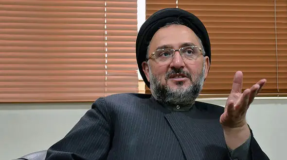 سکوت خاتمی برای چه کاری شکسته شود ؟ / تحول در حجاب و معیشت به افزایش مشرکت در انتخابات کمک کند