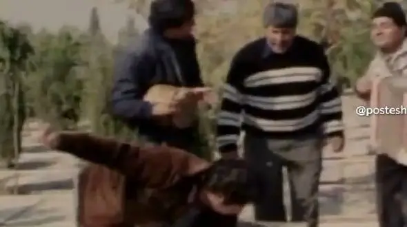 فیلم خنده دار علی صادقی زده سیم آخر سر مزار رفیقش به جا گریه زده تو فاز رقص درد و خنده