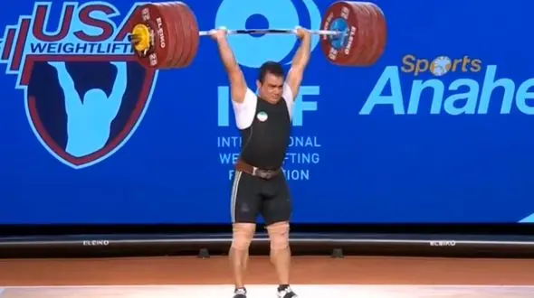 لحظه رکورد شکنی سهراب مرادی در حرکت دوم خود در دو ضرب + فیلم