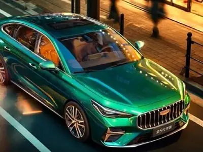 جیلی امگرند یا چانگان لاموره؛ رقابتی تازه در بازار خودرو + عکس