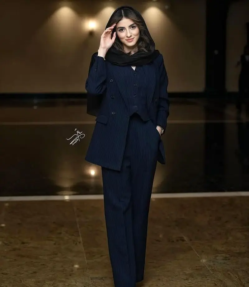 پردیس پورعابدینی