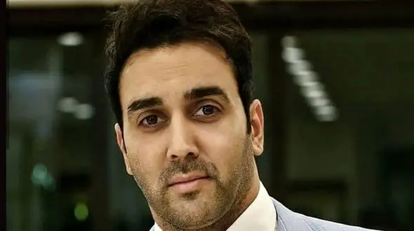 رونمایی از مادر جوان و قدبلند پوریا پورسرخ، آرش سریال کیمیا/ چه اصیل و باکلاس+عکس