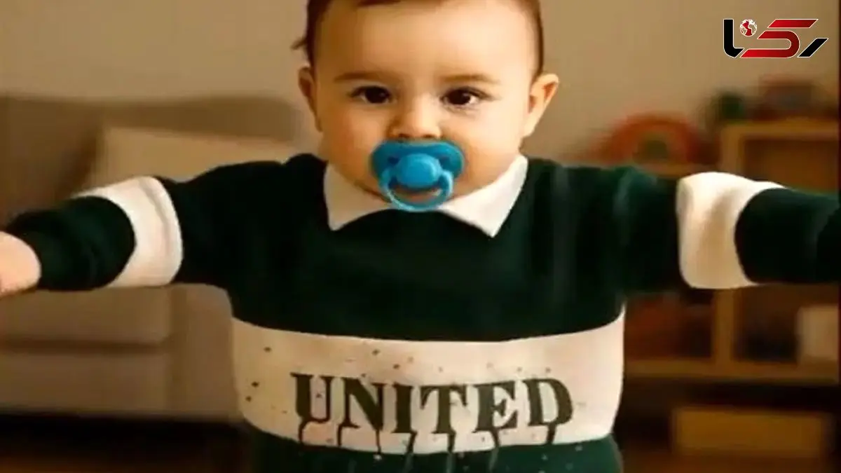 فیلم آواز شاد / رقص ترکی این پسربچه با پسدونک اش رو هر کی دیده چای نبات لازم شده از بس نازه ...