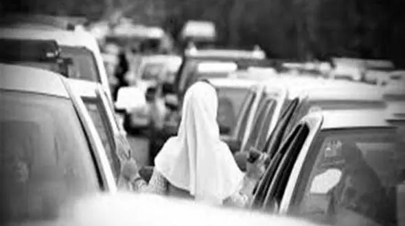 دو اتوبوس مدرسه برای کودکان کار در تهران فعال است/بیش از 450 هزار کودک اتباع در مقطع ابتدایی مدارس ایران درس می خوانند 