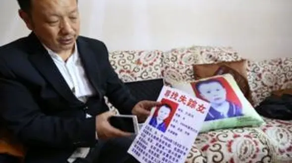 پدر چینی پس از ۲۴ سال دختر گمشده‌اش را پیدا کرد