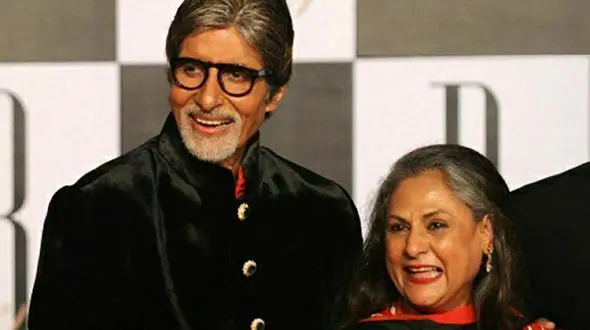 فیلم / عشق اول  آمیتا باچان هم لو رفت ! /  زنش عشق دوم آقای بازیگر را لو داد !