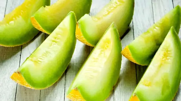 برای کاهش حمله قلبی طالبی بخورید!