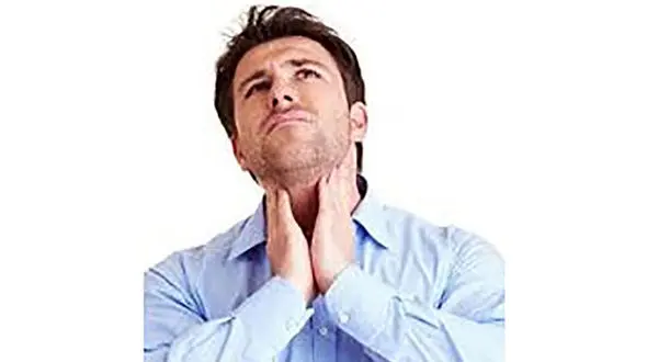 بررسی خلط گلوی خونی 