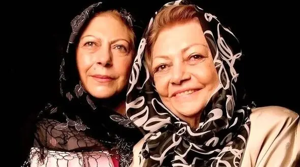 عکس سفر در زمان / عکس مادر ودختری ثریا قاسمی با حمیده خیرآبادی / روحش شاد