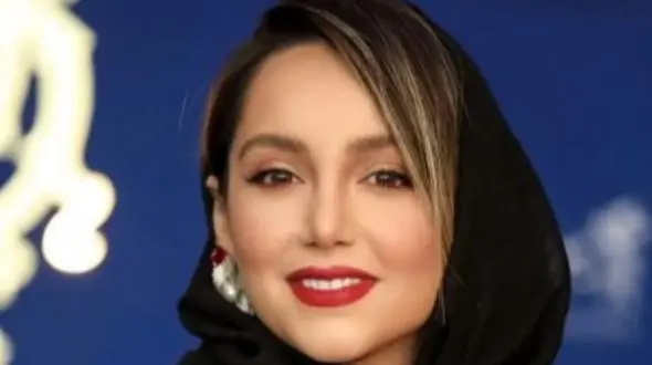 نازنین بیاتی خوشتیپ‌تر از همیشه در یک شب‌نشینی