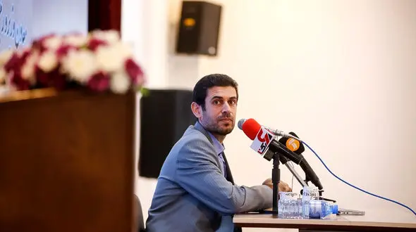 وزارت کار بستر تردد رایگان دانش آموزان استثنایی را فراهم کند / کم توجهی بهزیستی و شهرداری به دانش آموزان مدارس استثنایی