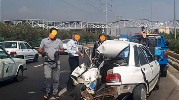 عکس / مچاله شدن پراید در تصادف وحشتناک در جاده قم