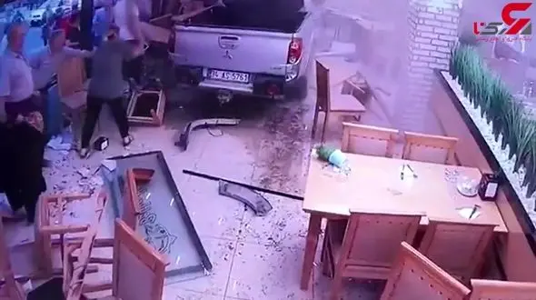 ورود ناگهانی ماشین به یک رستوران دختر ترک را کشت  + فیلم