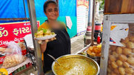 غذای خیابانی؛ سرو جالب راگدا پانی پوری توسط فروشنده مشهور خیابانی در احمدآباد هند + فیلم
