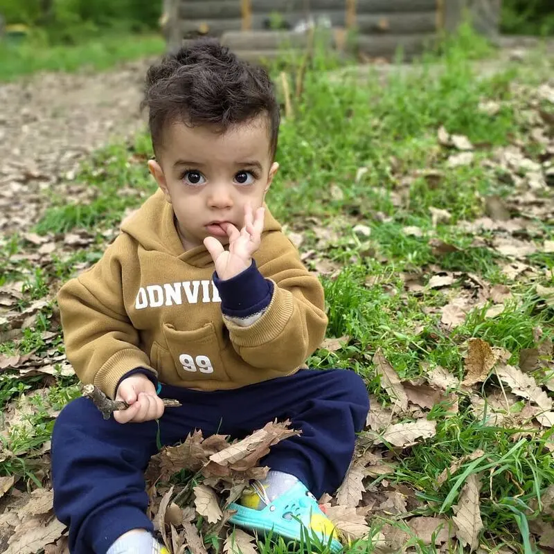 سالار پسرخوانده نقی و هما