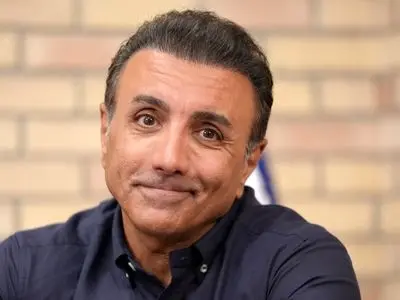 فیلم/ دلیل جالب ازدواج نکردن امید زندگانی/ لایق آدمی که میخوام همراه زندگیم باشه و باید بیاد تو زندگیم نیستم