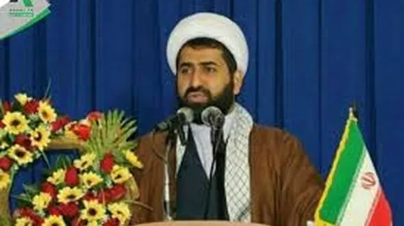 امام‌جمعه اسالم: در وزارت شهرسازی را گِل بگیرید!