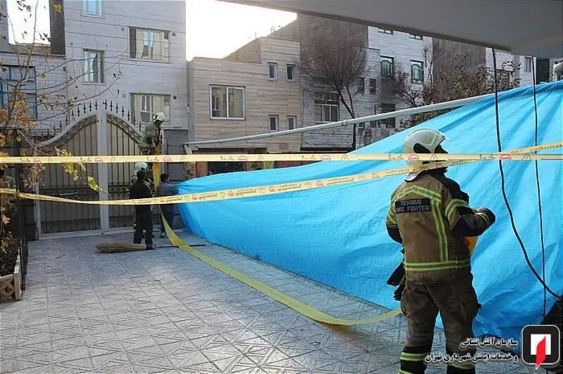 ریزش دیوار حیاط بر اثر گودبرداری غیر اصولی