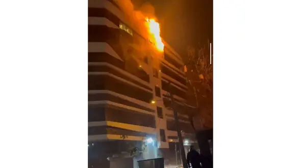آتش‌سوزی در نمای یک مرکز درمانی رخ داده بود/ حادثه بدون مصدوم پایان یافت