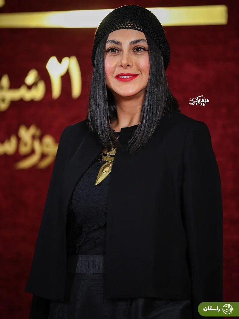 (تصاویر) استایل شیک و جذاب آزاده صمدی در مراسم روز ملی سینما