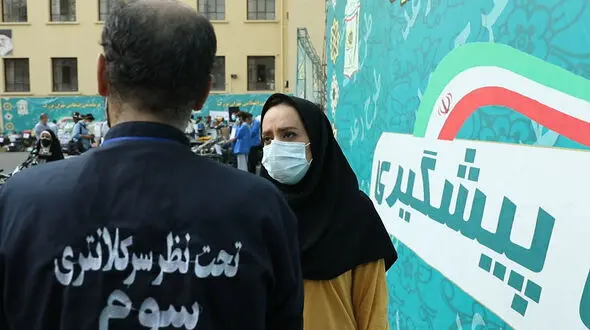 بازداشت سارق مسلح خانه های تهرانی ها در میدان انقلاب / 15 بار به زندان رفتم + فیلم گفتگو و عکس