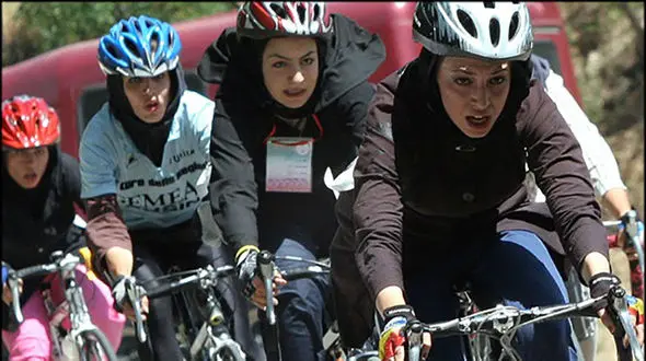 مقام سومی تیم دوچرخه سواری بانوان یزد در مسابقات قهرمانی کشور