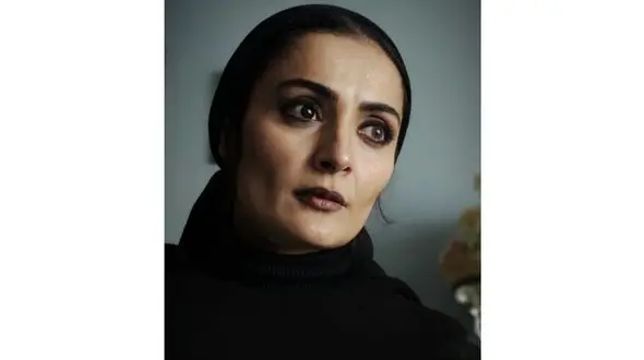 رونمایی از چیدمان شیک و آمریکایی خانه السا فیروزآذر در برنامه شام ایرانی/ فقط ببین چقدر شیرین ترکی صحبت میکنه