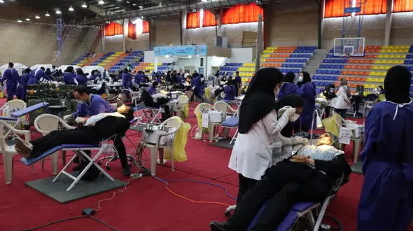 ارائه خدمات درمانی یک گروه جهادی به هزار و 500 مددجوی کمیته امداد اصفهان