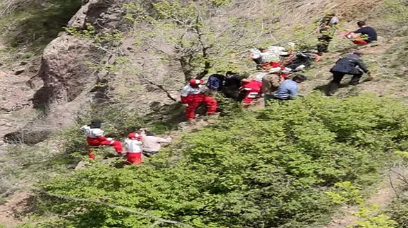 کشف جسد جوان 20 ساله در دره اوان + عکس