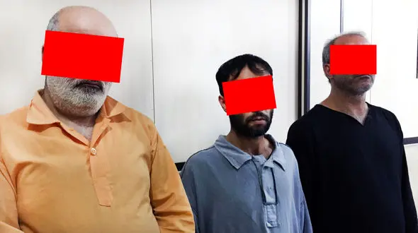 این 3 پلیس غلط انداز را می شناسید؟! / گریه های آنها چه رازی داشت؟!+فیلم و عکس متهمان