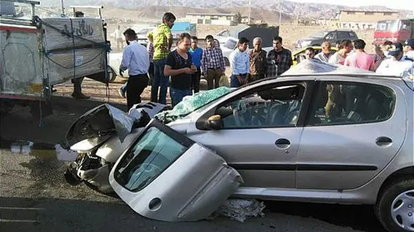 5 زخمی در تصادف خونین پژو در اسلامشهر 