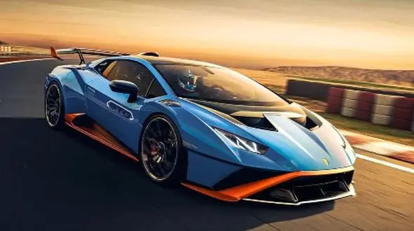 چگونه حرفه‌ ای با لامبورگینی رانندگی کنیم؟