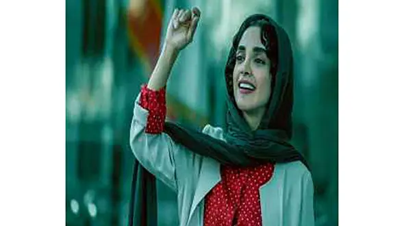 الهه حصاری عروس سیاهپوش شد + عکس