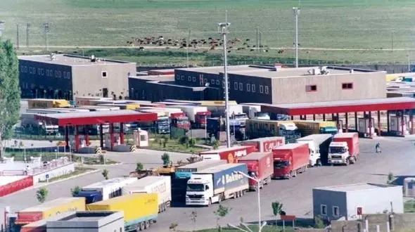 پذیرش مسافر از مرزهای شرقی ممنوع شد