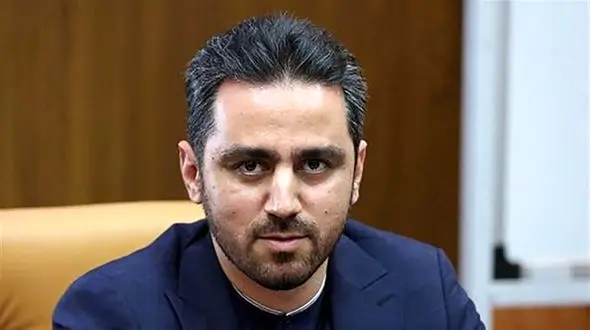 بانک رفاه نباید از دست سازمان تامین اجتماعی خارج شود/ منتظر پیگیری دفتر رهبری برای حل مسئله بانک هستیم