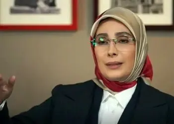 سحر زکریا بازیگر سریال شش ماهه : پوشیدن لباس عروس برایم مهم نیست ... | شوهرم باید معیارهایی داشته باشد که تا حالا ... | به دختران مجرد هشدار میدهم ...+ معیارش برای انتخاب همسر