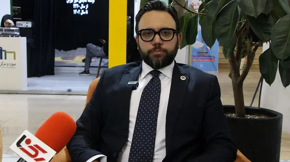 سقوط آزاد صادرات فرش ایرانی به کمتر از 50 میلیون دلار در 3 سال / آمریکا بیشتر از مسئولان ما به اهمیت صادرات فرش ایران واقف است + فیلم