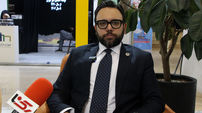 سقوط آزاد صادرات فرش ایرانی به کمتر از 50 میلیون دلار در 3 سال / آمریکا بیشتر از مسئولان ما به اهمیت صادرات فرش ایران واقف است + فیلم